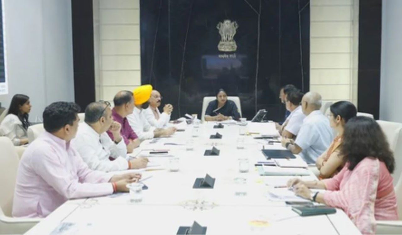‘Ayushman cards’ to be launched in Delhi for all income groups aged above 70 by April-end