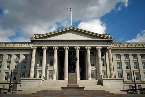 US imposes new sanctions on Iran amid talks