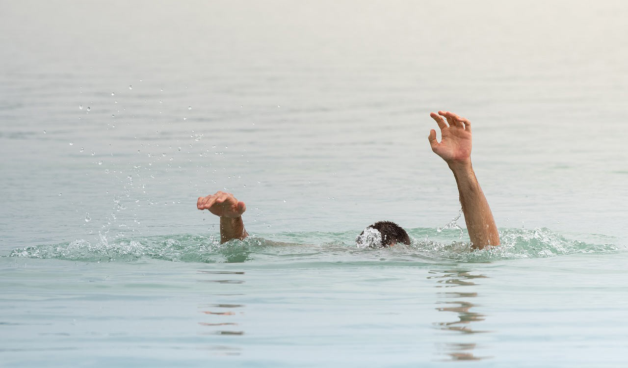 Boy drowns in agricultural well in Karimnagar