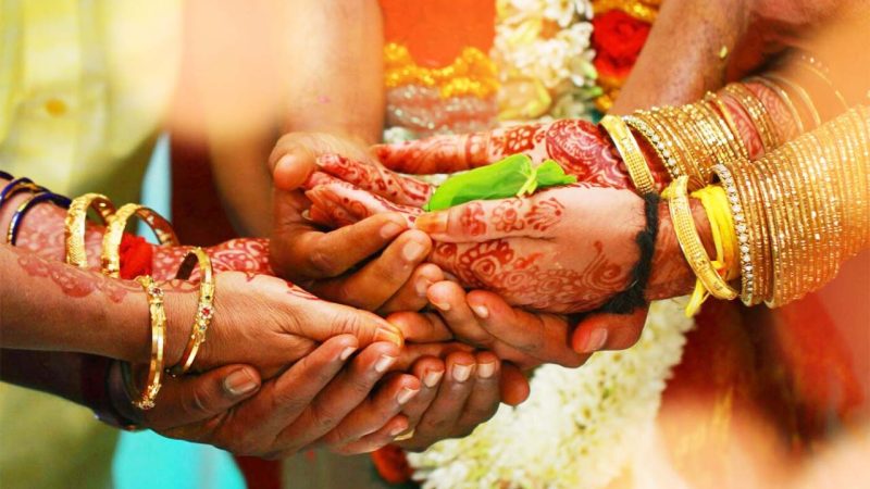 Bridegroom weds another woman a day before scheduled marriage in Telangana