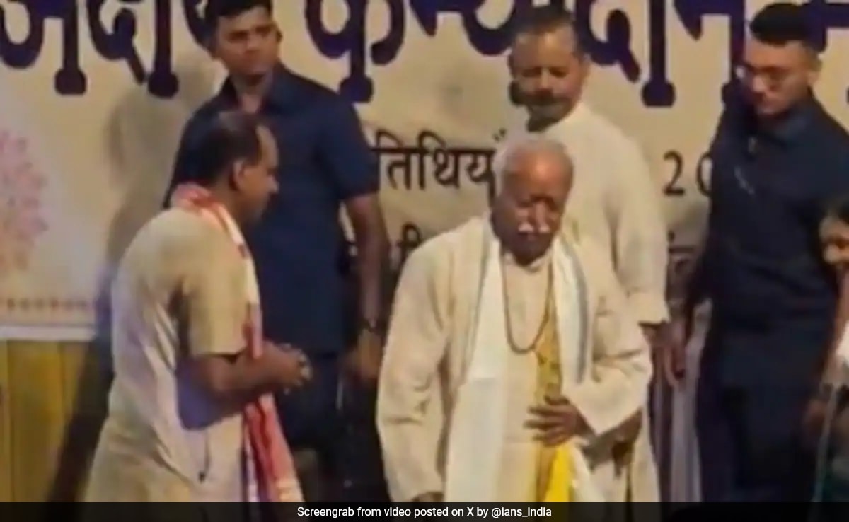 RSS Chief Performs Key Ritual At Wedding Of 125 Women On Akshaya Tritiya