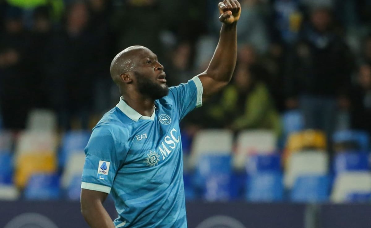 Lukaku Stars As Napoli Keep Pressure On Serie A Leaders Inter Milan