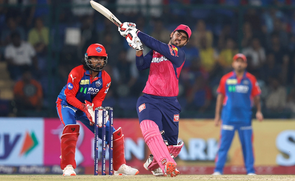 "What Has He Done Wrong?" Rahul Dravid's Rajasthan Royals Brutally Roasted For Super Over Call vs Delhi Capitals