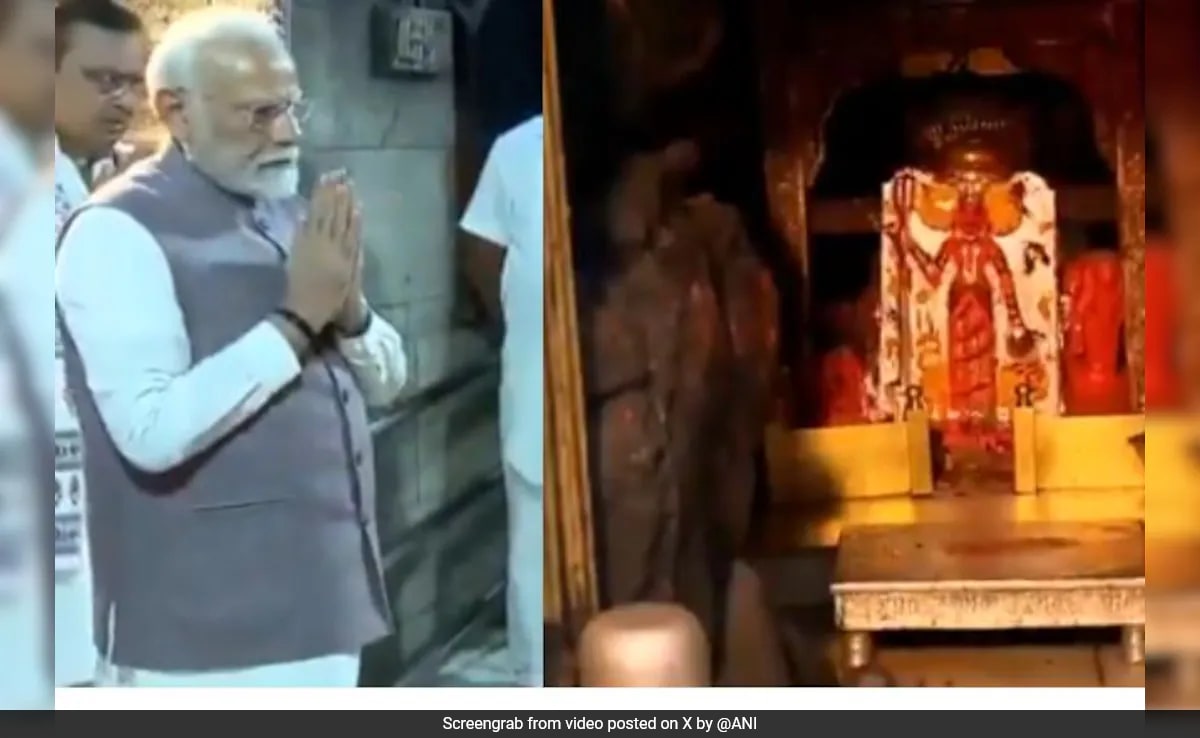 PM Modi Offers Prayers At Karni Mata Temple In Rajasthan