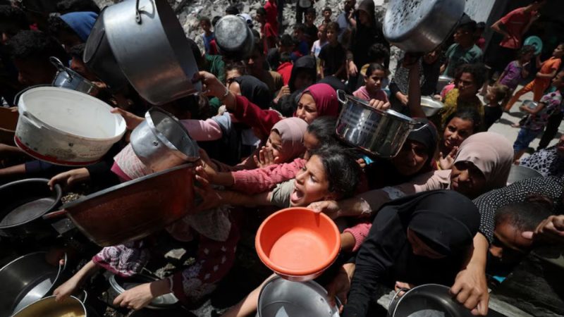 Monitor: 26 Palestinians died of hunger in Gaza over past 24 hours