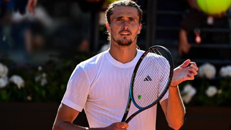Italian Open: Zverev Cruises Into Last 16, Sabalenka Battles Past Kenin