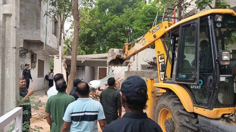 HYDRAA razes unauthorised structures at Hyderabad’s Peerzadiguda