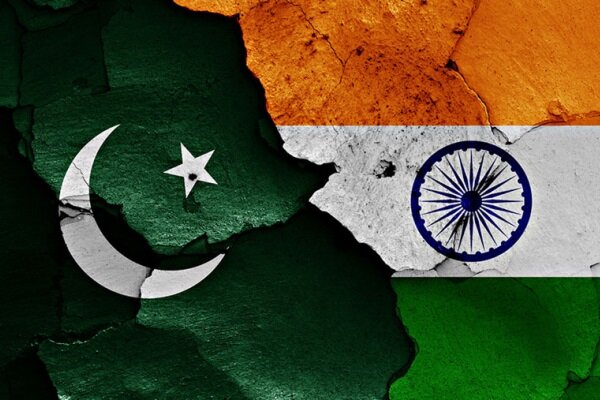 Pakistan, India agree to withdraw troops by end of May