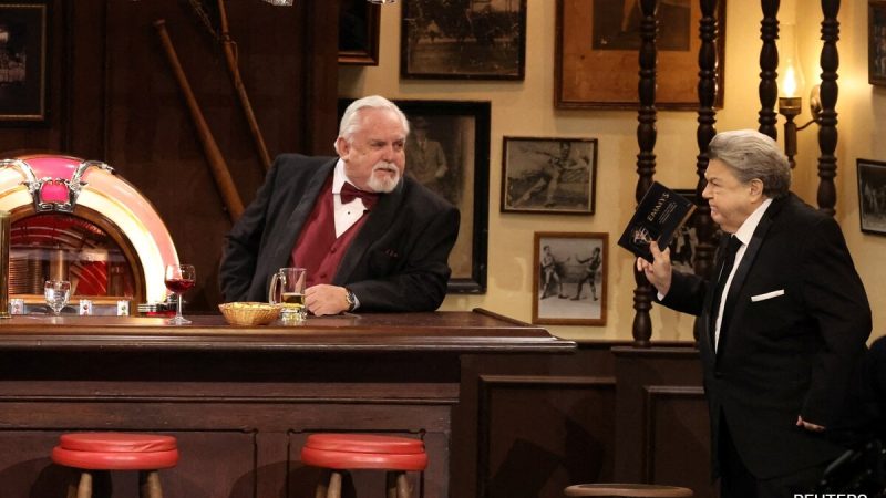 Comic Actor George Wendt, 'Cheers' Barfly Named Norm, Dies At 76