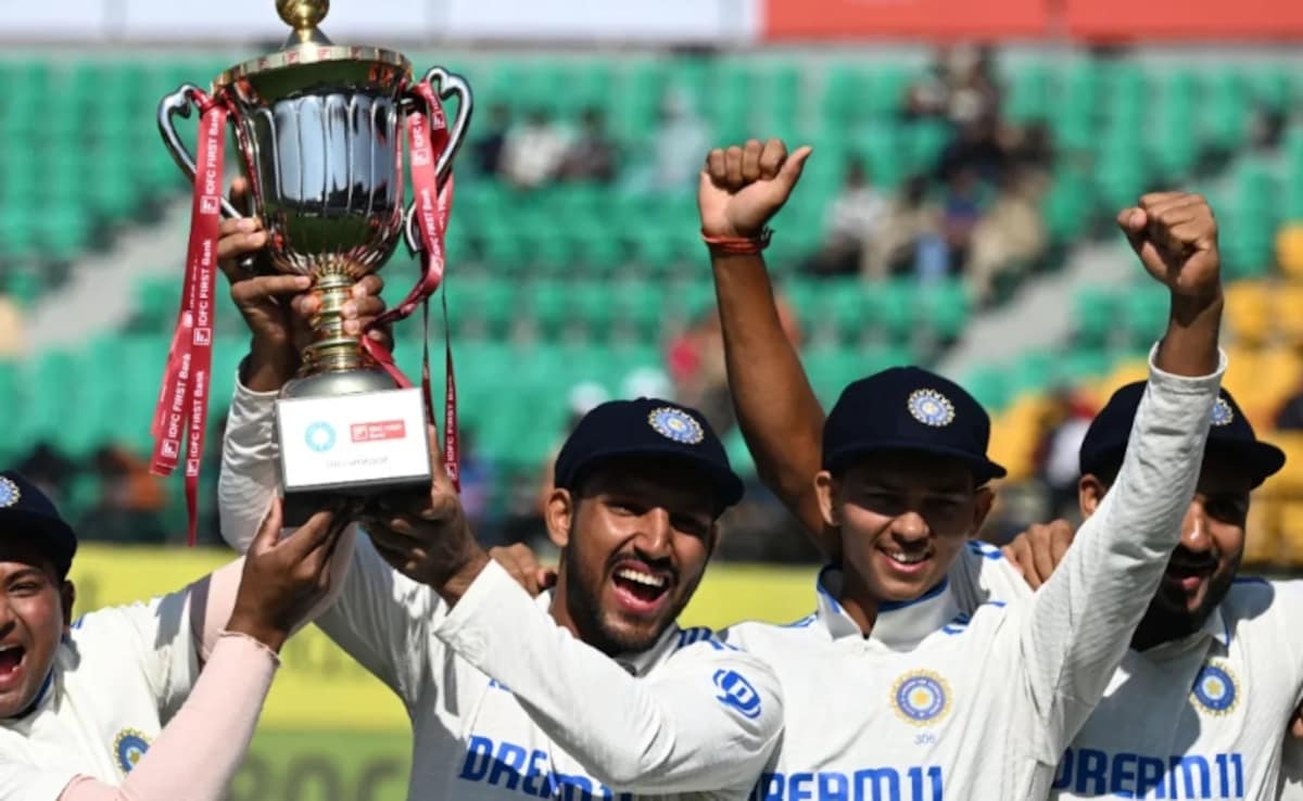 "Great Temperament": Ex-India Coach Backs Yashasvi Jaiswal, Dhruv Jurel To Do Well In England