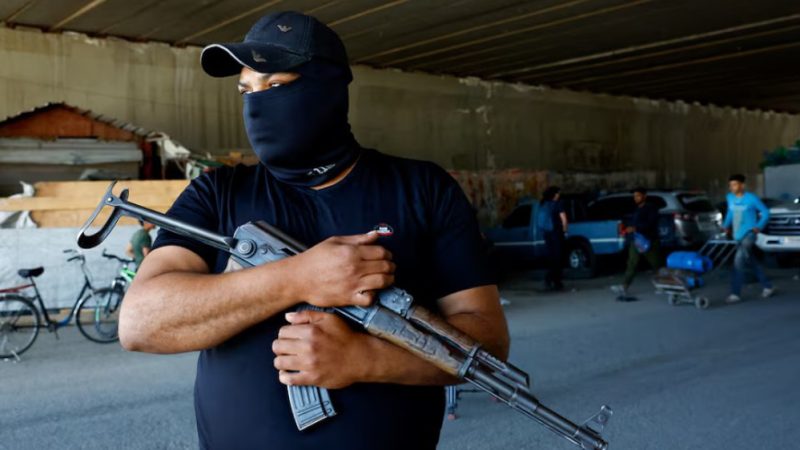 Over 100 killed in fresh sectarian violence by HTS militants in Syria