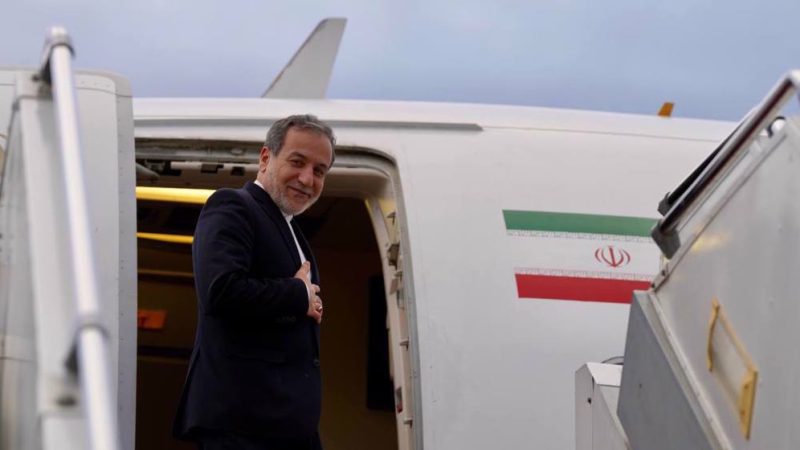 Iran FM heads for Pakistan to discuss mutual ties, regional issues