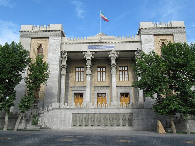 Tehran will not tolerate threats, pressure: Foreign Ministry