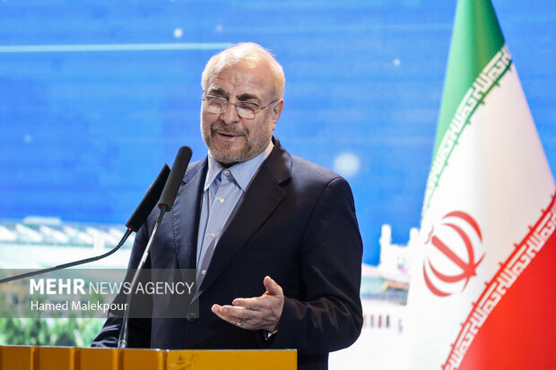 Iran urges Islamic states to impose embargo on Israel