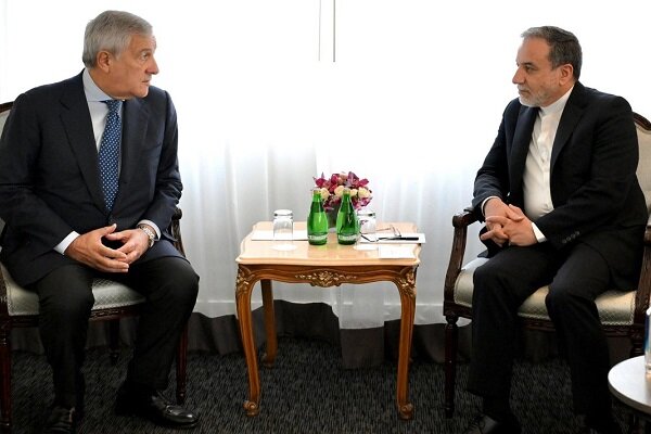 Iran, Italy FMs discuss nuclear talks, Gaza by phone