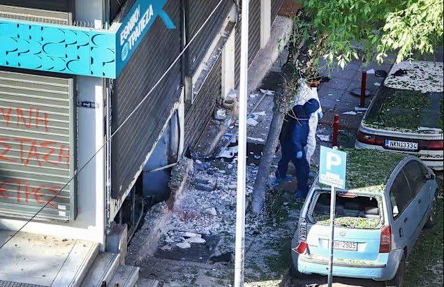 Woman dies when bomb she is carrying explodes in Thessaloniki