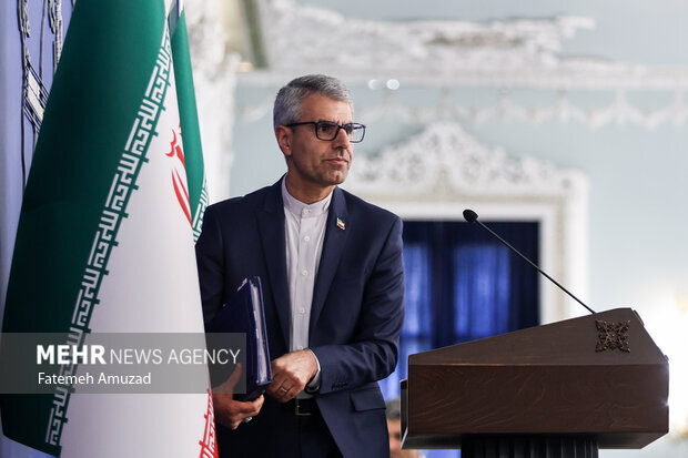 Iran slams Israeli fresh attacks on Syria civilian facilities