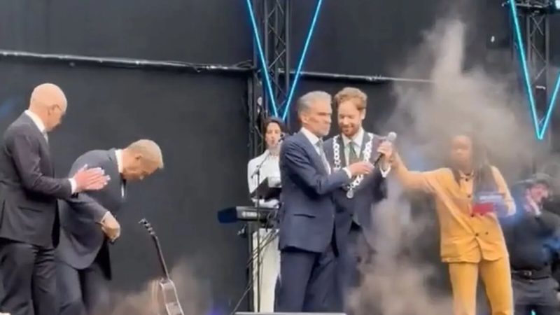 A smoke bomb thrown at Tusk feet in memorial events in Dutch