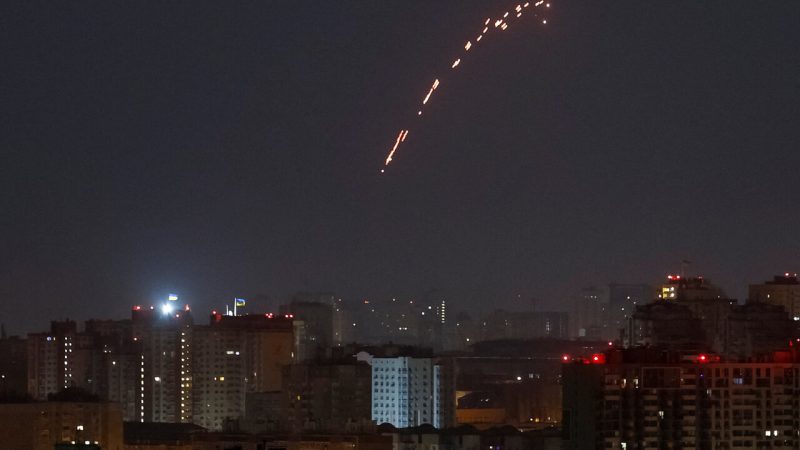 Moscow Airports temporarily closed amid drone attacks
