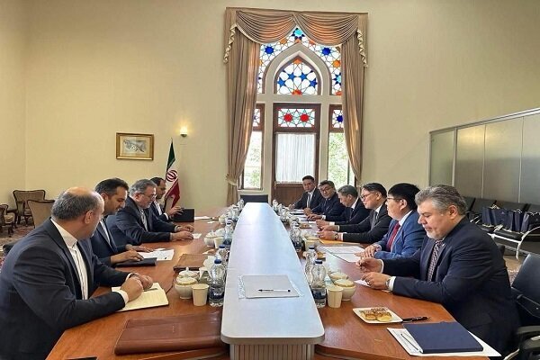 Tehran hosts Iran-Mongolia political consultation meeting