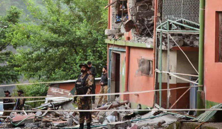 India targets 2 mosques in Pakistan; casualties reported