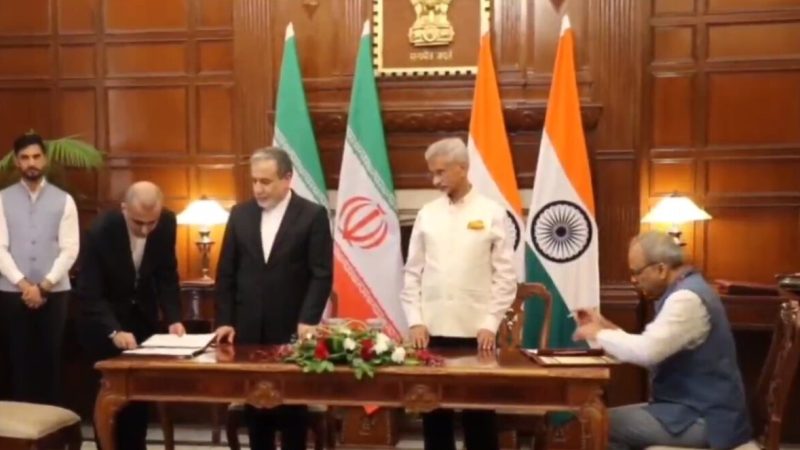 Iran, India sign 3 cooperation documents