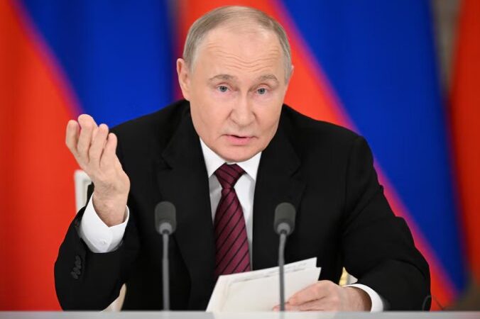 Putin proposes direct peace talks with Ukraine