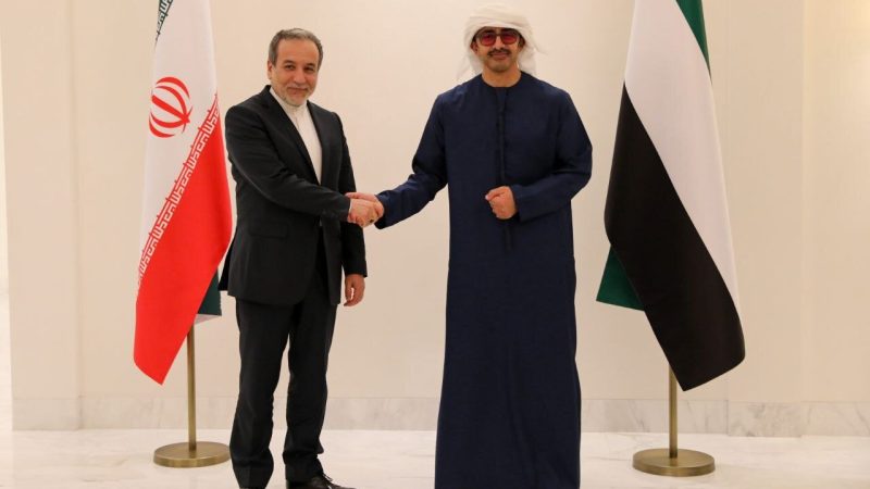 Iran, UAE foreign ministers hold key meeting in Abu Dhabi