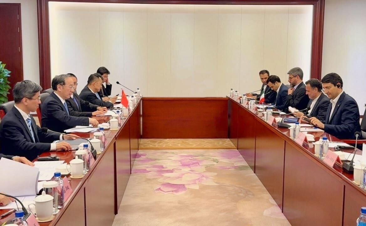 Tehran, Beijing stress expansion of technological coop.
