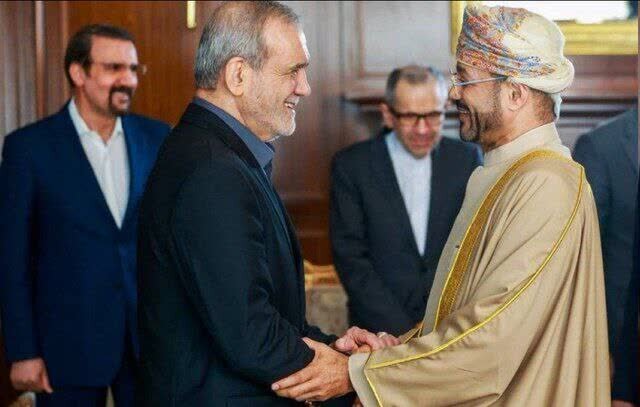 Iranian President announced his plan to visit Oman