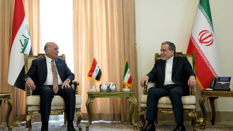 Iran, Iraq FMs meet in Tehran