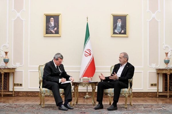 Iran keen on expanding ties with Turkmenistan in energy field