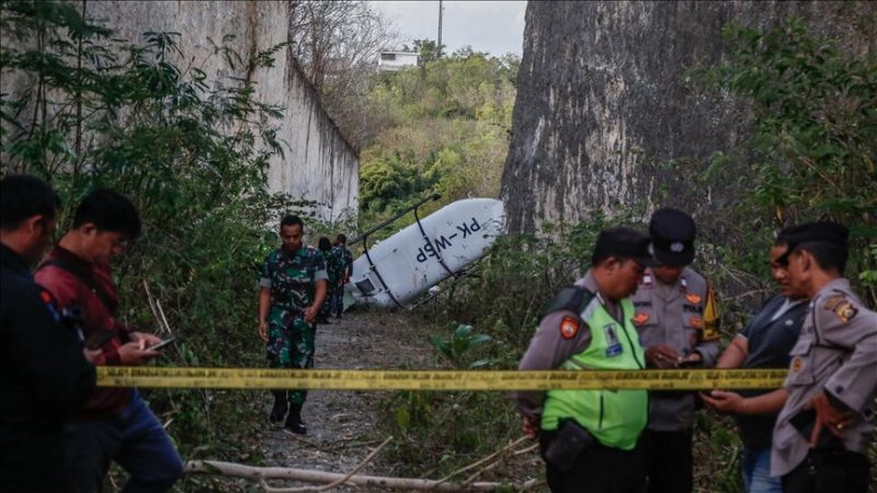 Police helicopter crash in western Thailand kills 3
