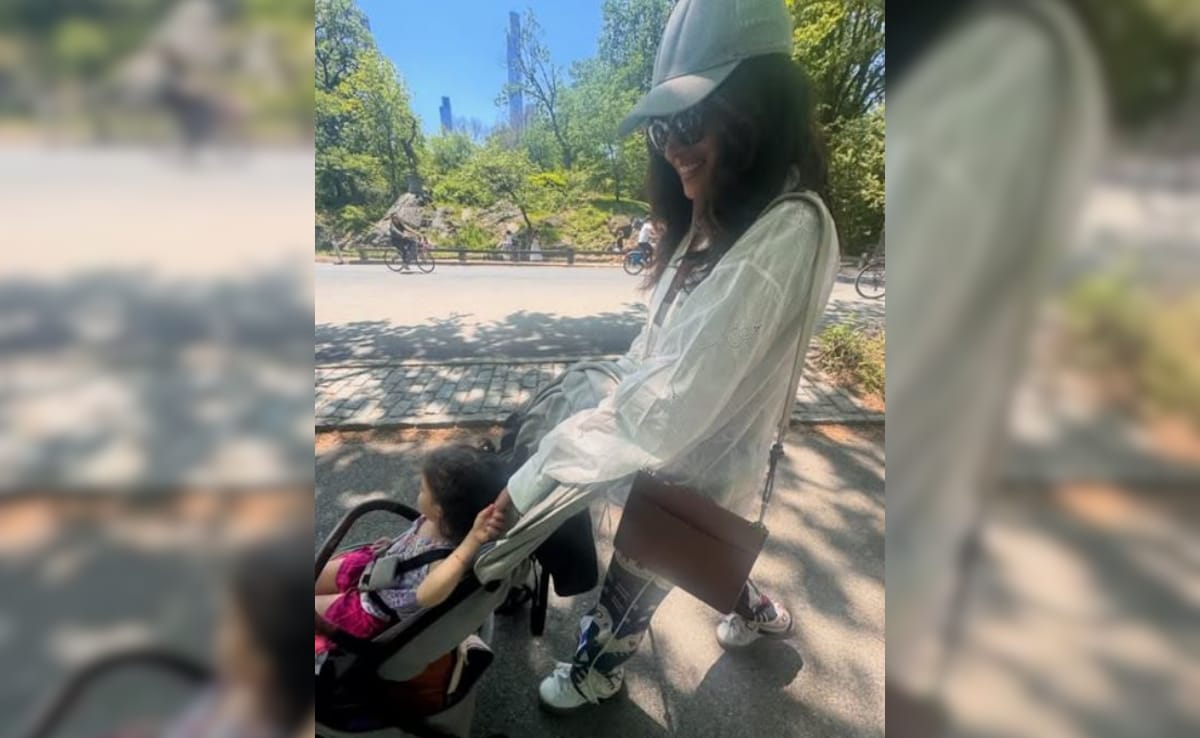 Priyanka Chopra, Nick Jonas And Malti Marie's Famjam. What's Not To Love?