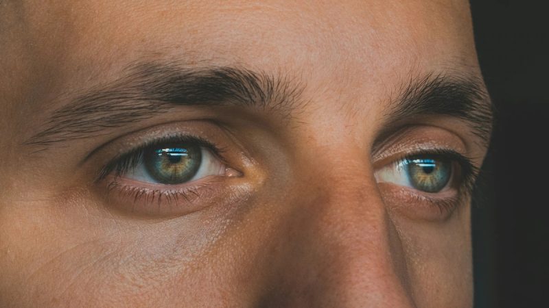 Don't Shave Your Eyelashes: The Hidden Dangers Of The Latest TikTok Trend