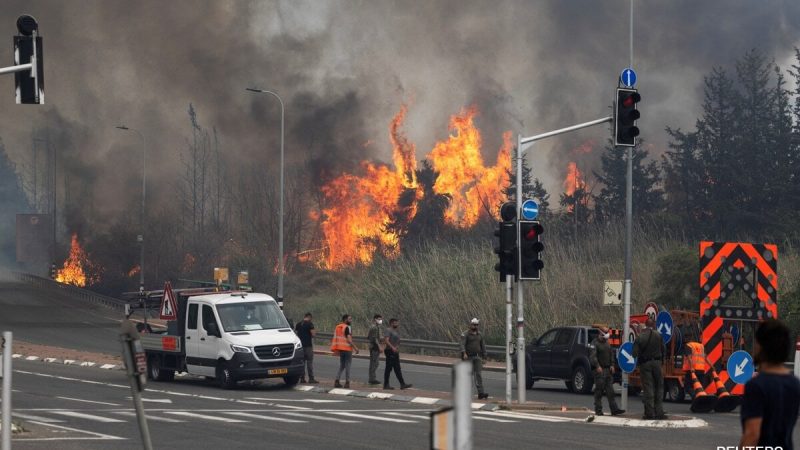 Israel's 'Largest' Wildfires Rage Outside Jerusalem, Residents Evacuated