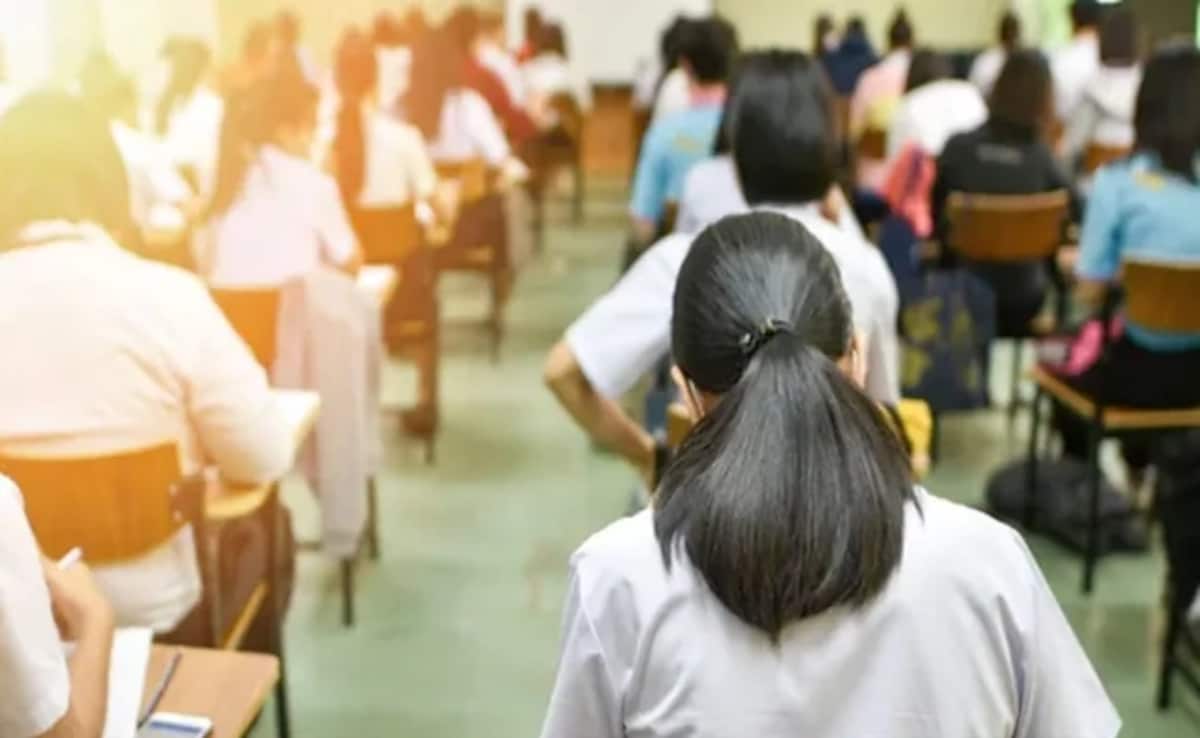 TN Board Result 2025: 95.03% Students Pass, Girls Outshine Boys
