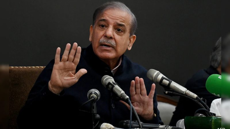 Pakistan Seeks $4.9 Billion More In Loans After Missing Growth Target