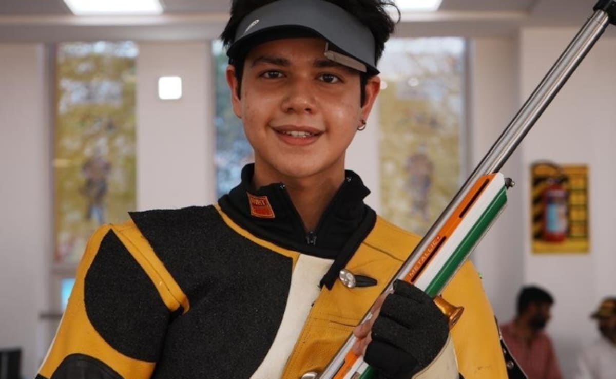 Karmakar Bags Bronze In Men's 50m Rifle 3P; India Continue To Top Tally