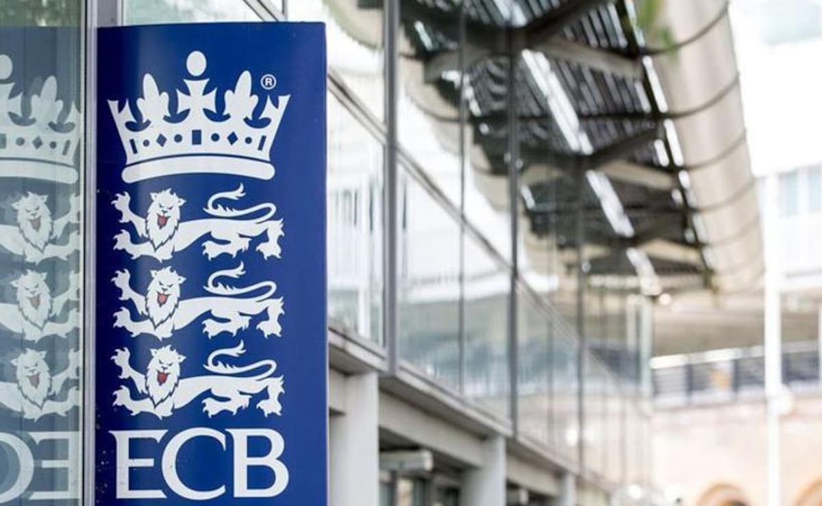 ECB Bars Transgender Players From Women's Cricket With Immediate Effect