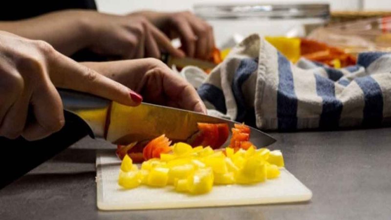 TOMCOM issues notification for cook, chef jobs in Germany