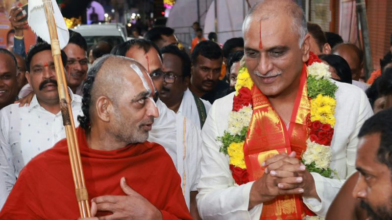 Telangana: Chinna Jeeyar Swamy hails Siddipet development