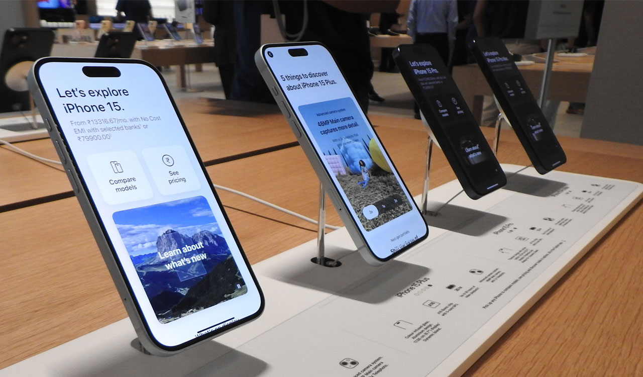 ‘Made in US’ Apple iPhone can cost nearly Rs 3 lakh: Analysts