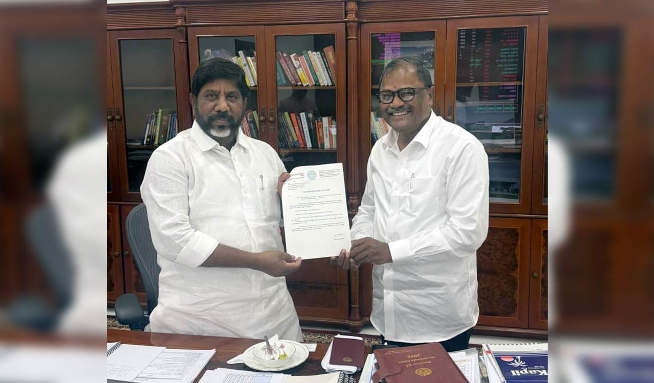 MLC Komuraiah urges Mallu Bhatti Vikramarka to address pending financial issues of teachers