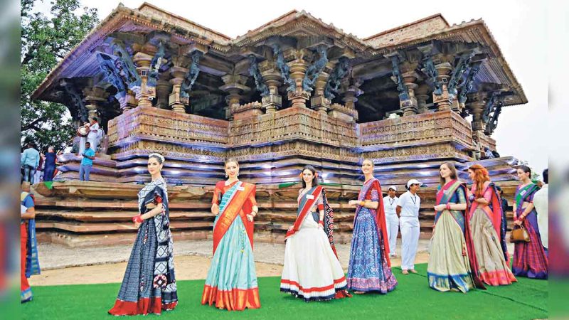 Telangana: Miss World contestants offer special prayers at historic Ramappa temple