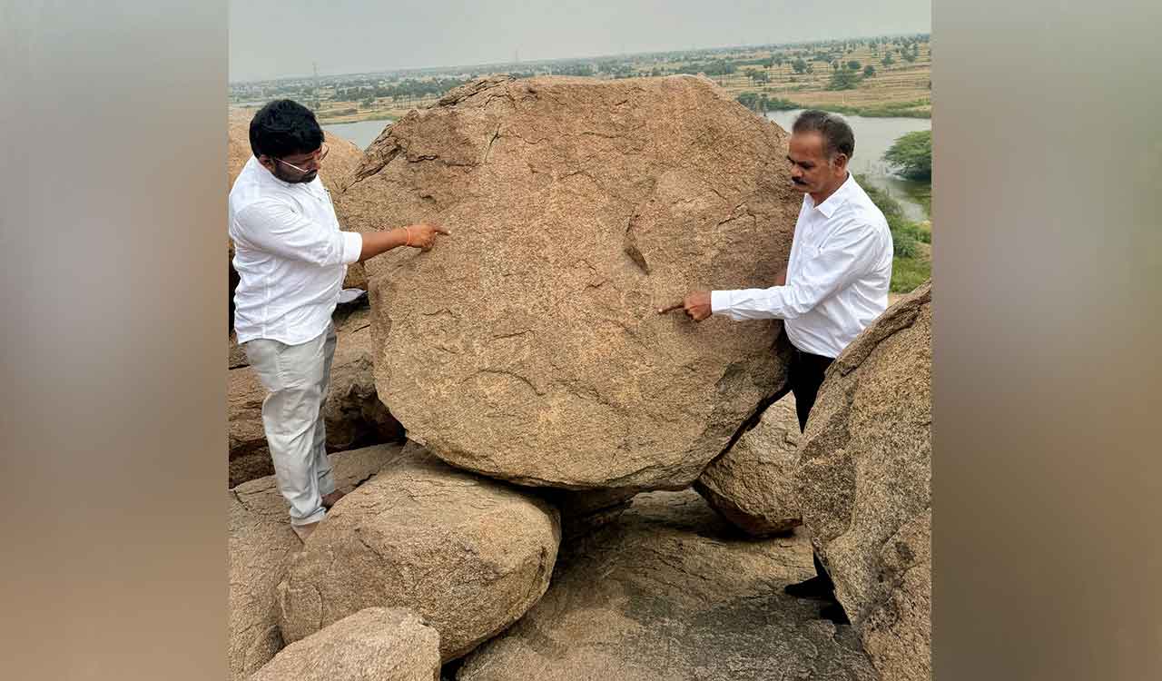 Prehistoric rock art found in Telangana’s Nalgonda