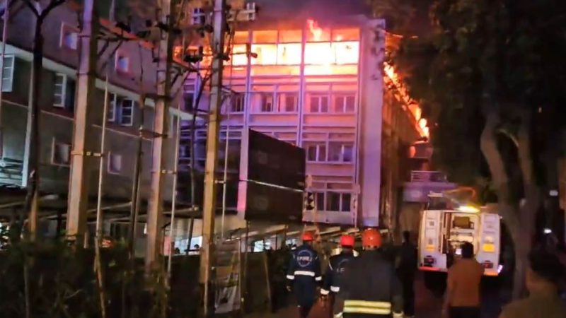 Watch: Fire breaks out at State Bank of India building at Patny in Secunderbad