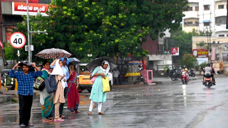 Pleasant weather in Hyderabad to bring rains and thunderstorms later in the day