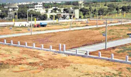 Technical glitch in LRS portal leaves applicants in a bind in Telangana’s Serilingampally