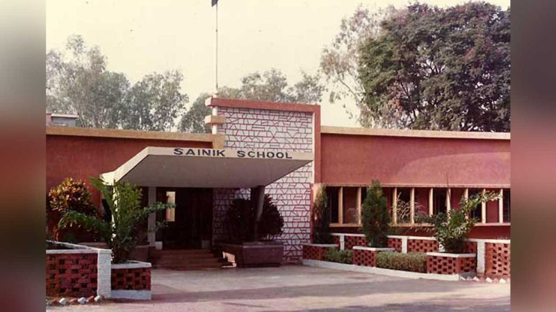 BRS demands restoration of Telangana quota in Sainik schools located in Andhra Pradesh